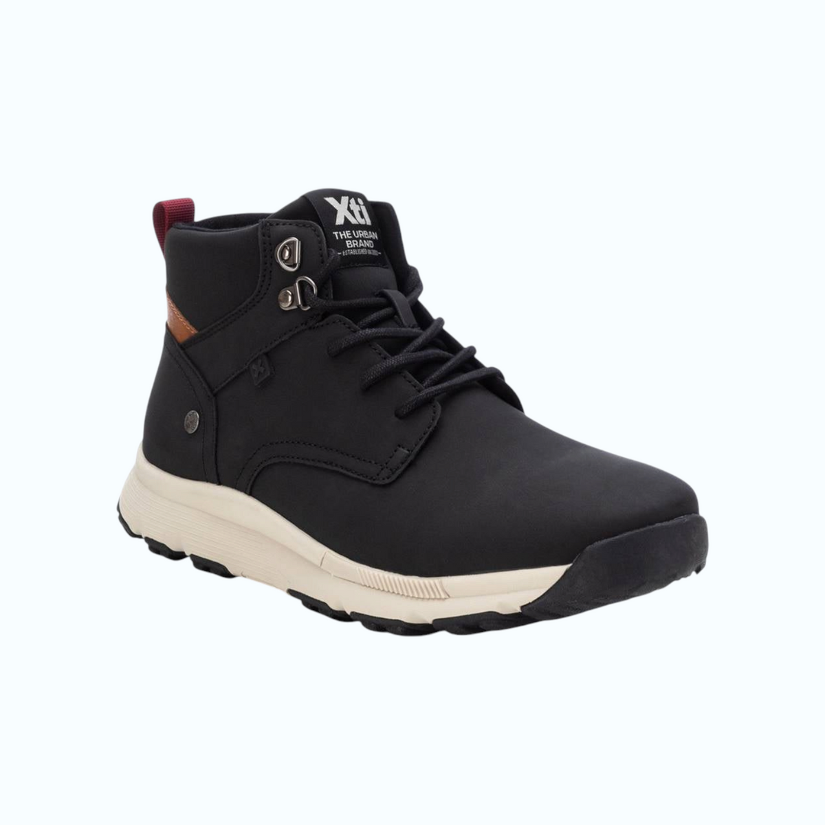 So and Ro - shoes and more - XTI Gerrit zwarte herenboots met veters, beige zool en bruin accent bij de hiel
