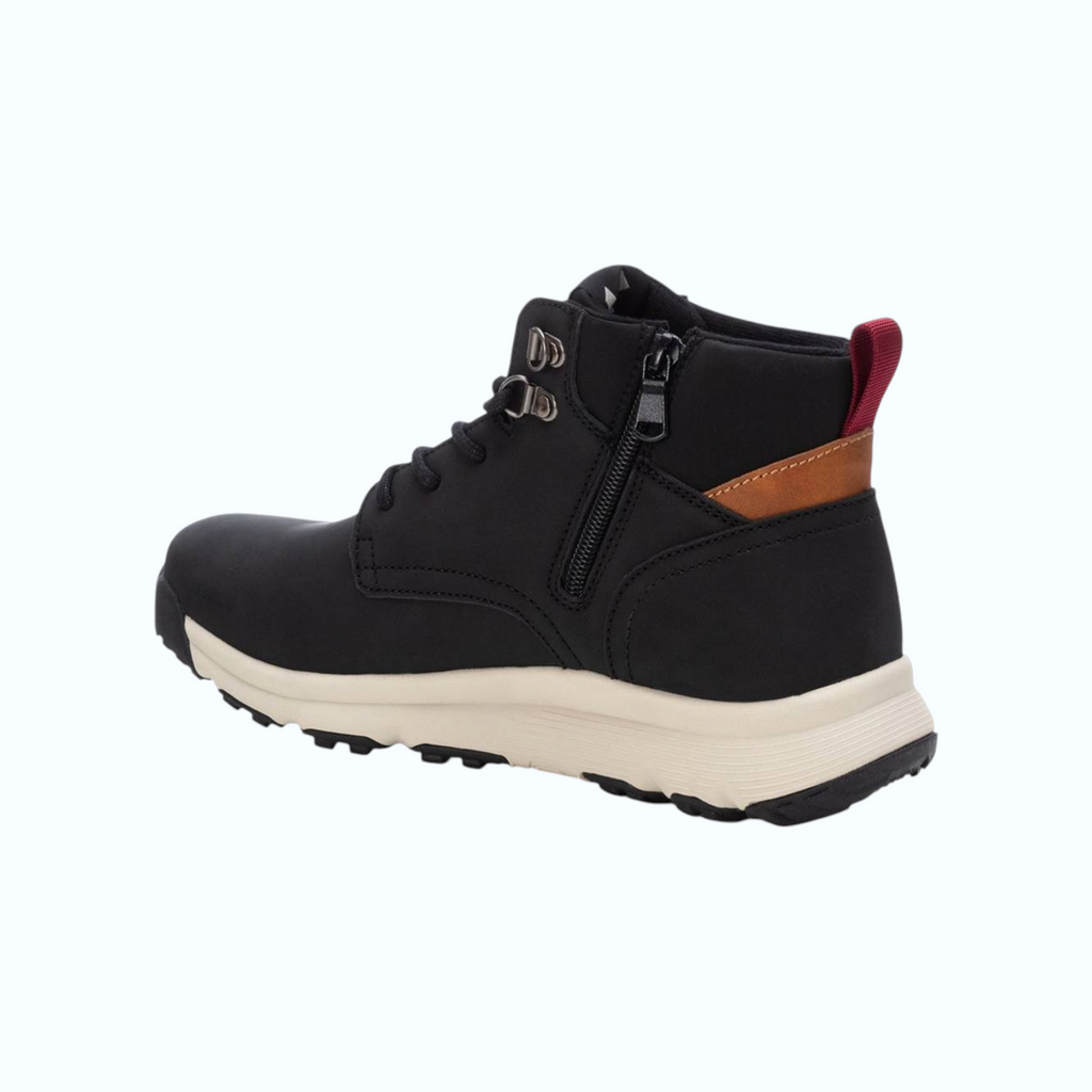 So and Ro - shoes and more - zwarte XTI Gerrit herenboots met rits en beige zool