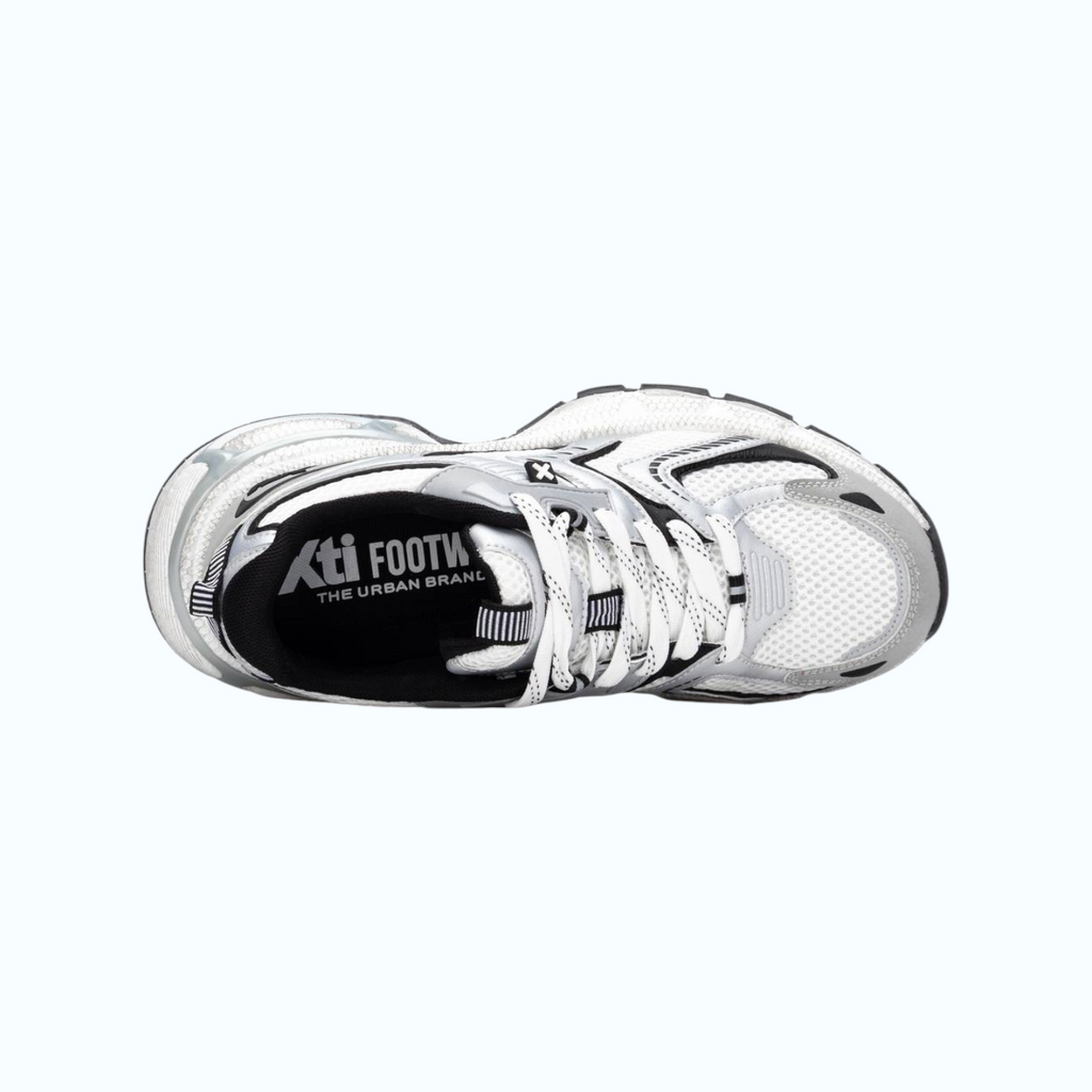 So and Ro - shoes and more - XTI Kees herensneakers in wit met mesh details en sportief design, bovenaanzicht