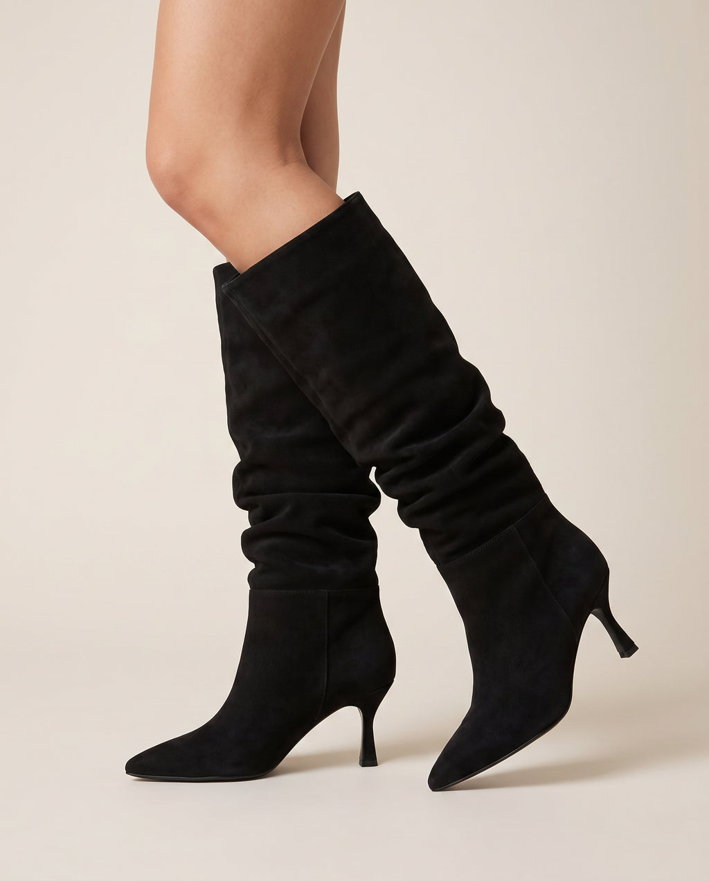Elegante Hoge Laarzen Dames – Zwart Suède Look met – model studio