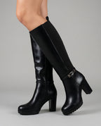 Tall Heeled Rijlaarzen Dames – Zwart Leder Look |  – model studio