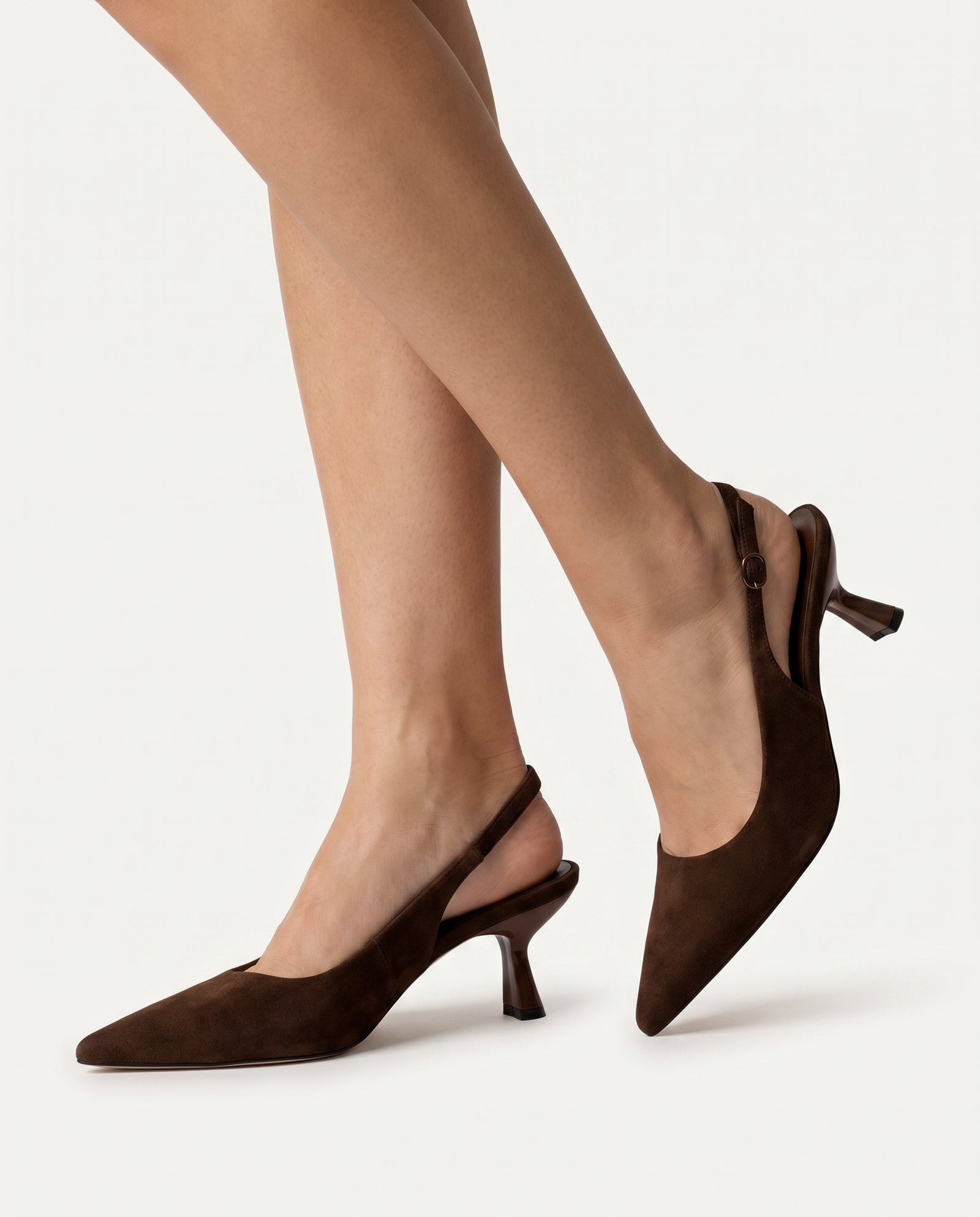 Pointed Toe Slingback Heels – model studio