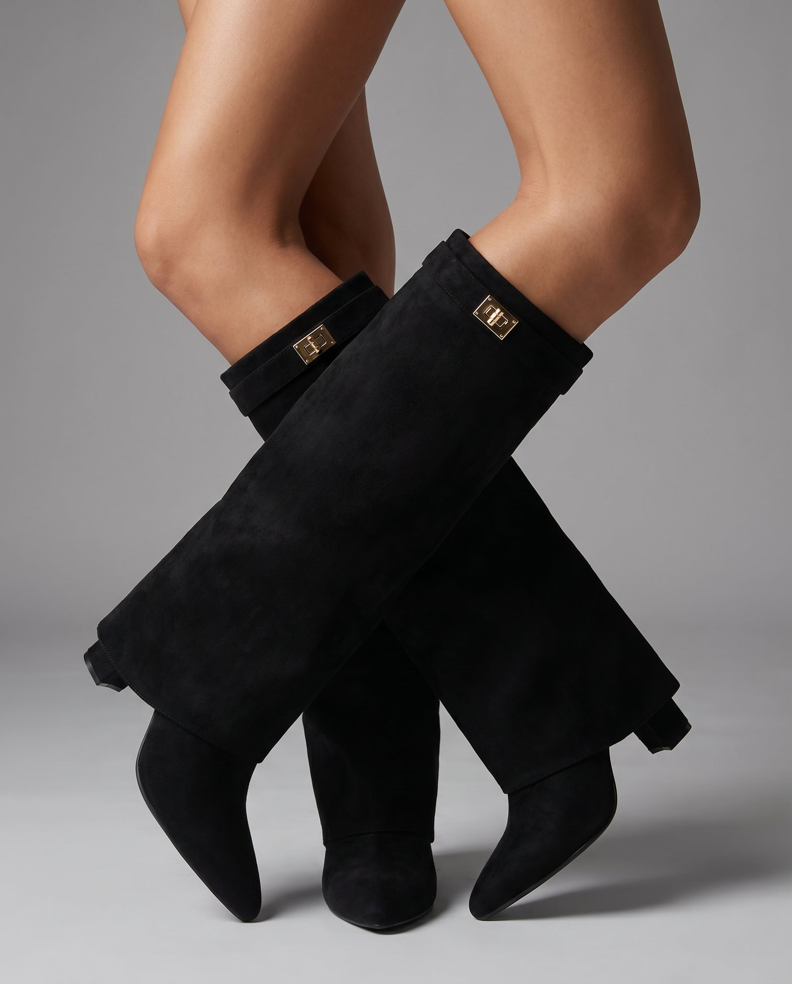 Zwarte Foldover Knee High Boots – Micro Suède | Ti – model studio