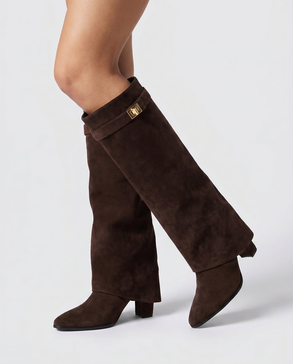Donkerbruine Foldover Knee High Boots – Suède Look – model studio