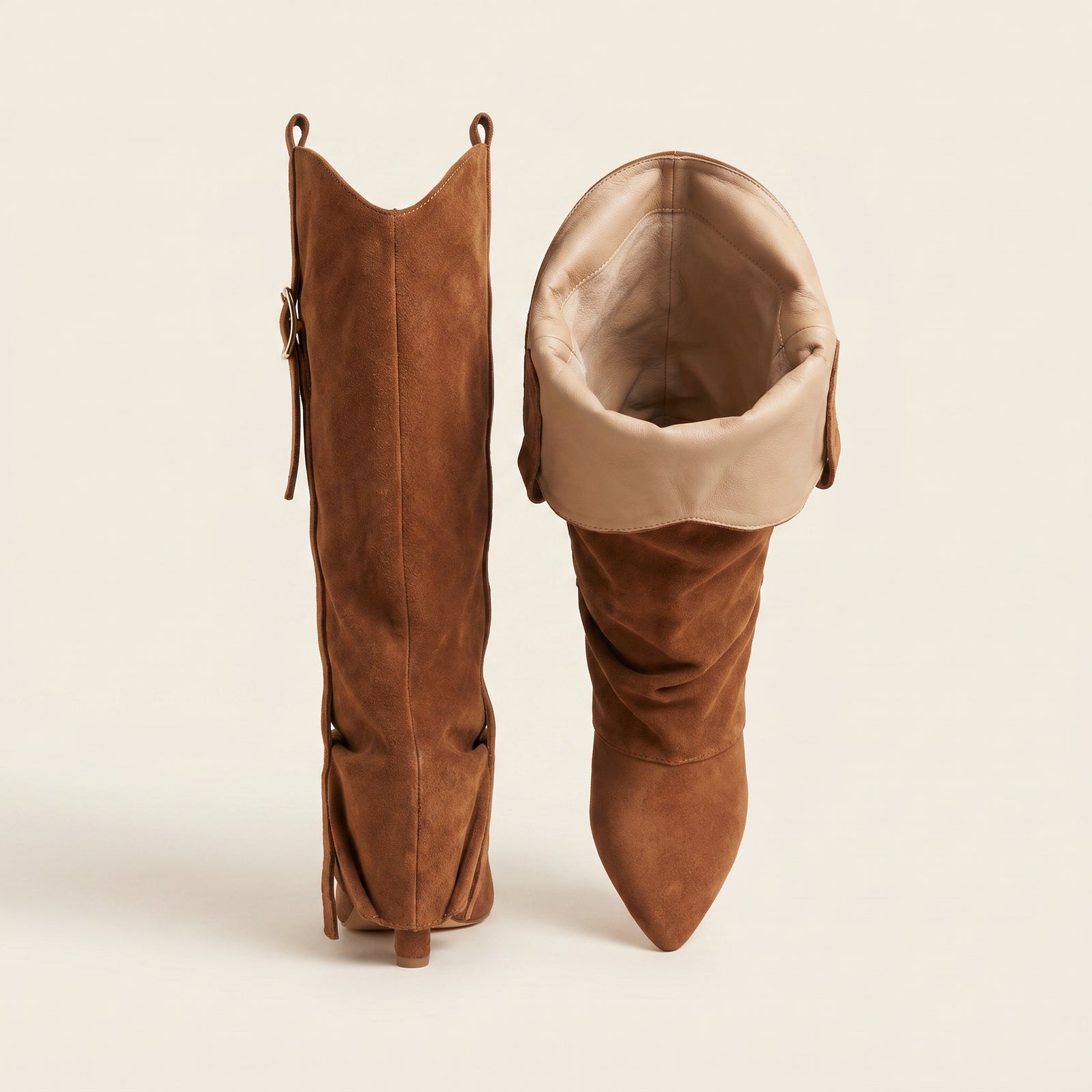Fold-Over Laarzen Cognac – Suède met Gouden Gesp – achterkant