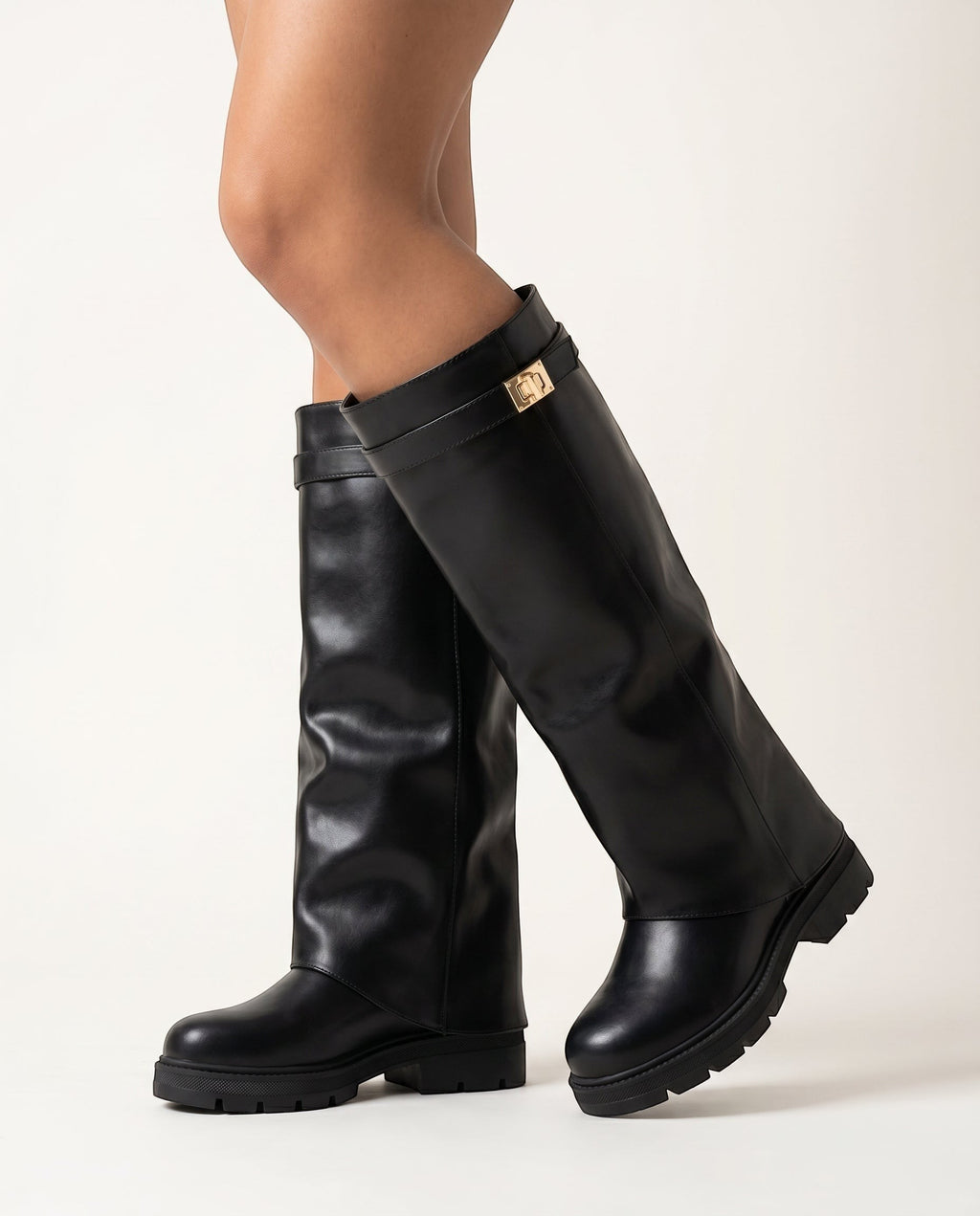 Soof Boot – Zwart Leder Look – model studio