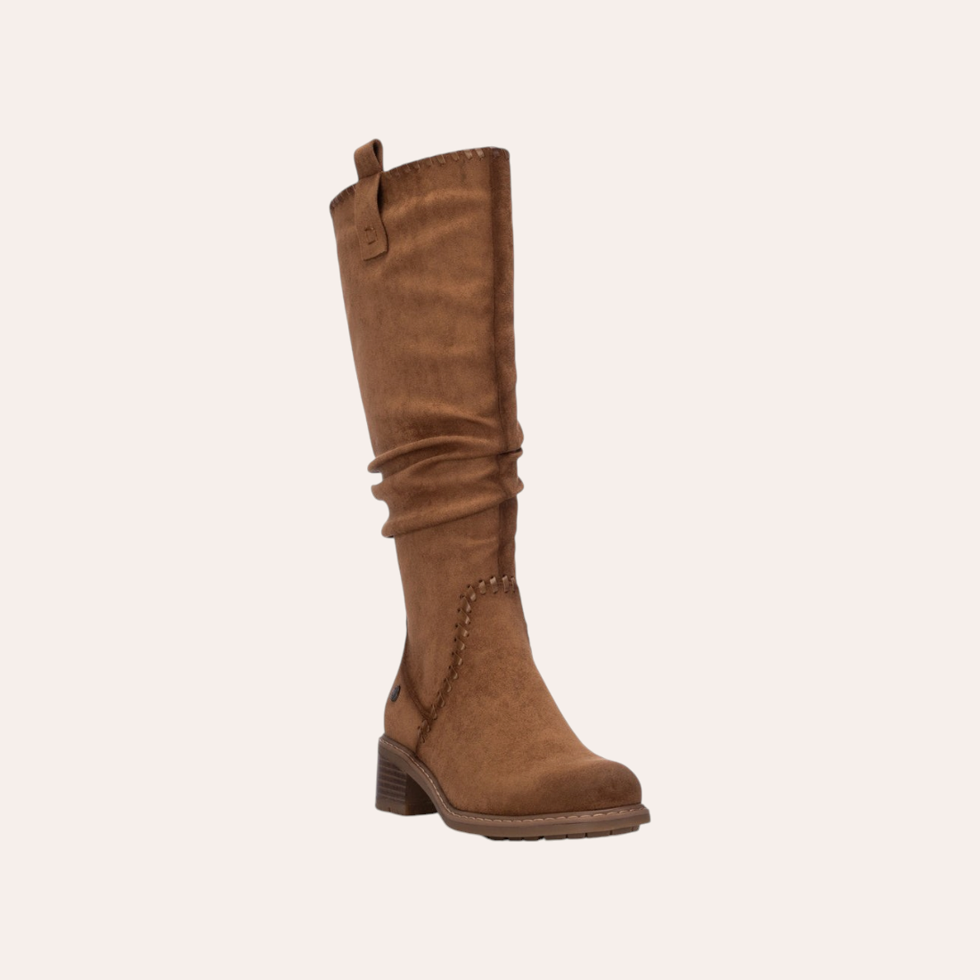 So and Ro - shoes and more - REFRESH Suus bruine hoge laarzen met vlechtwerk, plooien en een comfortabele blokhak.