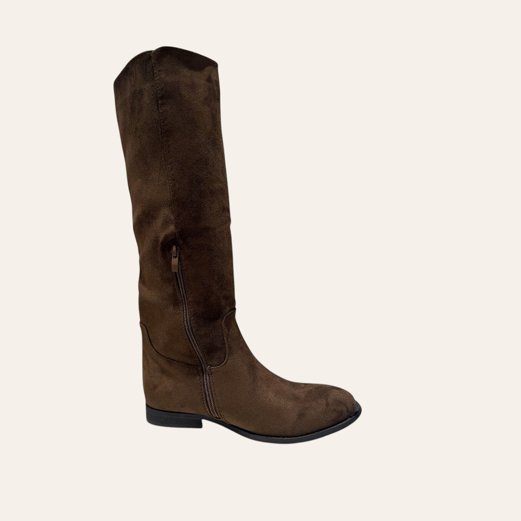 Dien Boot – Camel