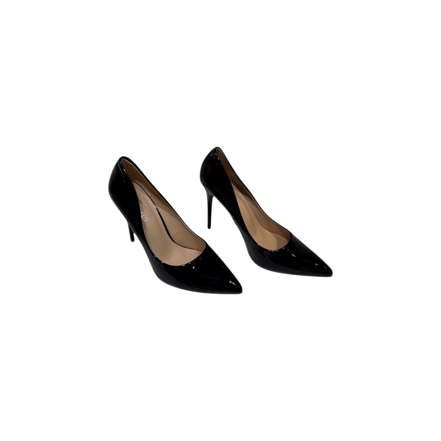 So and Ro black patent leather pointed toe stiletto heels with a sleek silhouette.