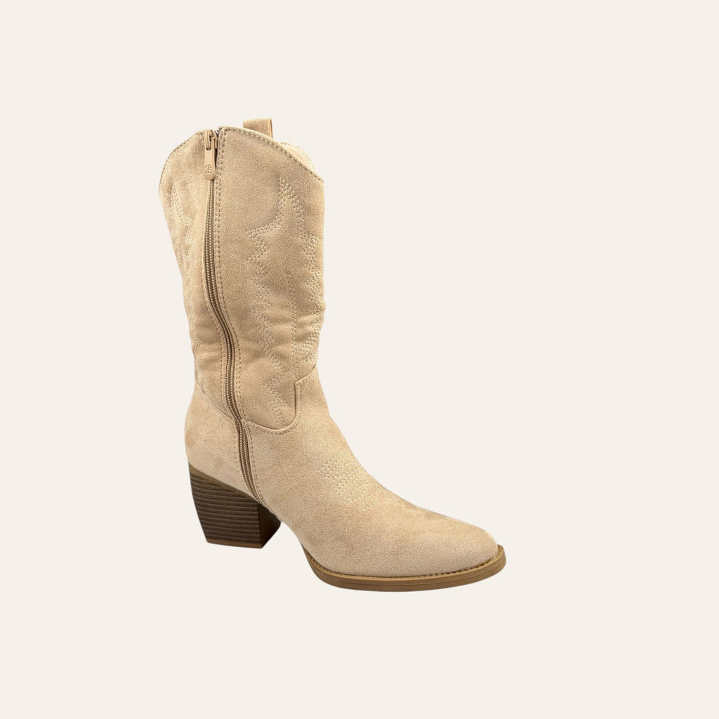 So and Ro - shoes and more - Chloe beige cowboylaarzen van microsuède met western stiksels en een lage hak