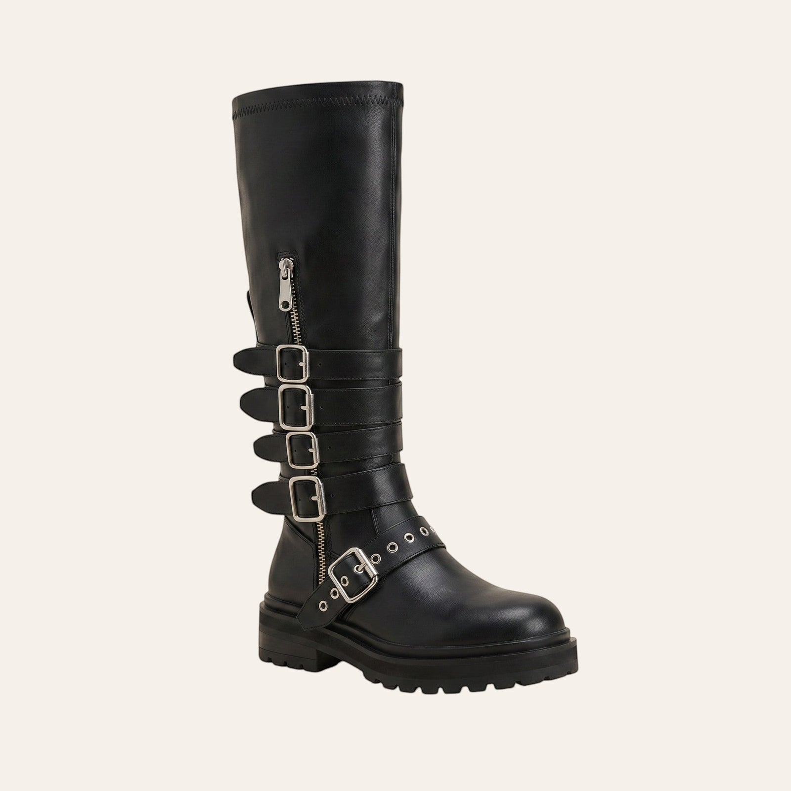 So and Ro - shoes and more - Celine kniehoge zwarte laars met vier zilveren gespen, studs en chunky platformzool.