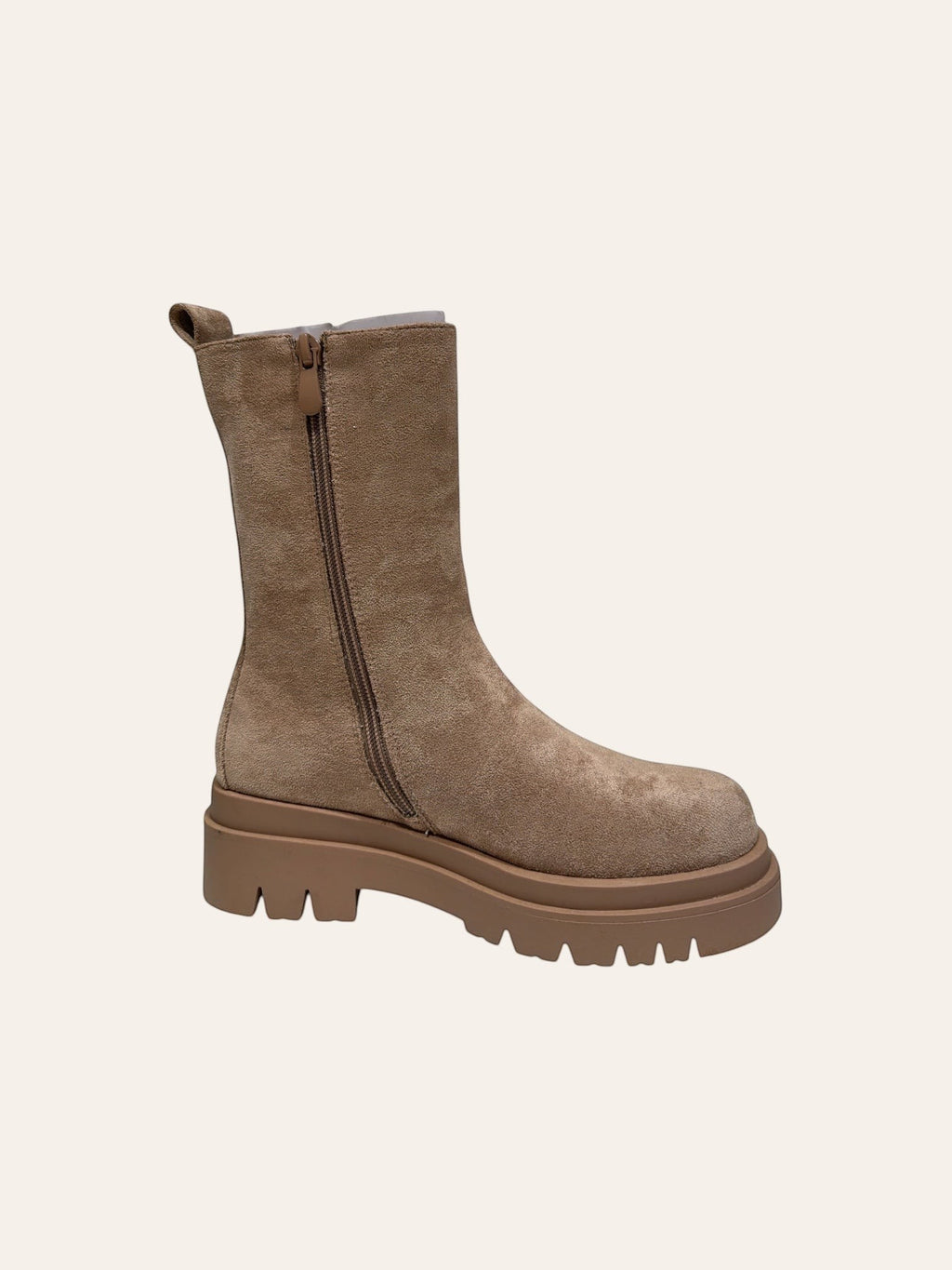 So and Ro - shoes and more - Charlie enkellaars in khaki microsuède met chunky profielzool en ritssluiting