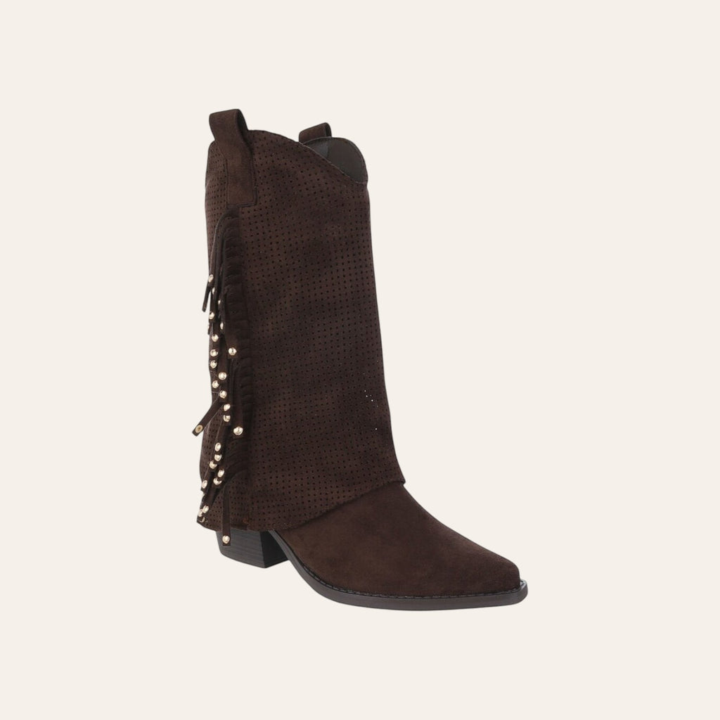 So and Ro - shoes and more - Charlot bruine western laars van geperforeerd microsuède met franjes en goudkleurige studs