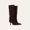 So and Ro - shoes and more - Rebecca kniehoge laarzen in donkerbruin microsuede met een elegante kitten heel
