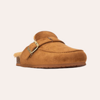 So and Ro - shoes and more - XTI Saria bruine instapsloffen met pluizige voering en goudkleurige gesp
