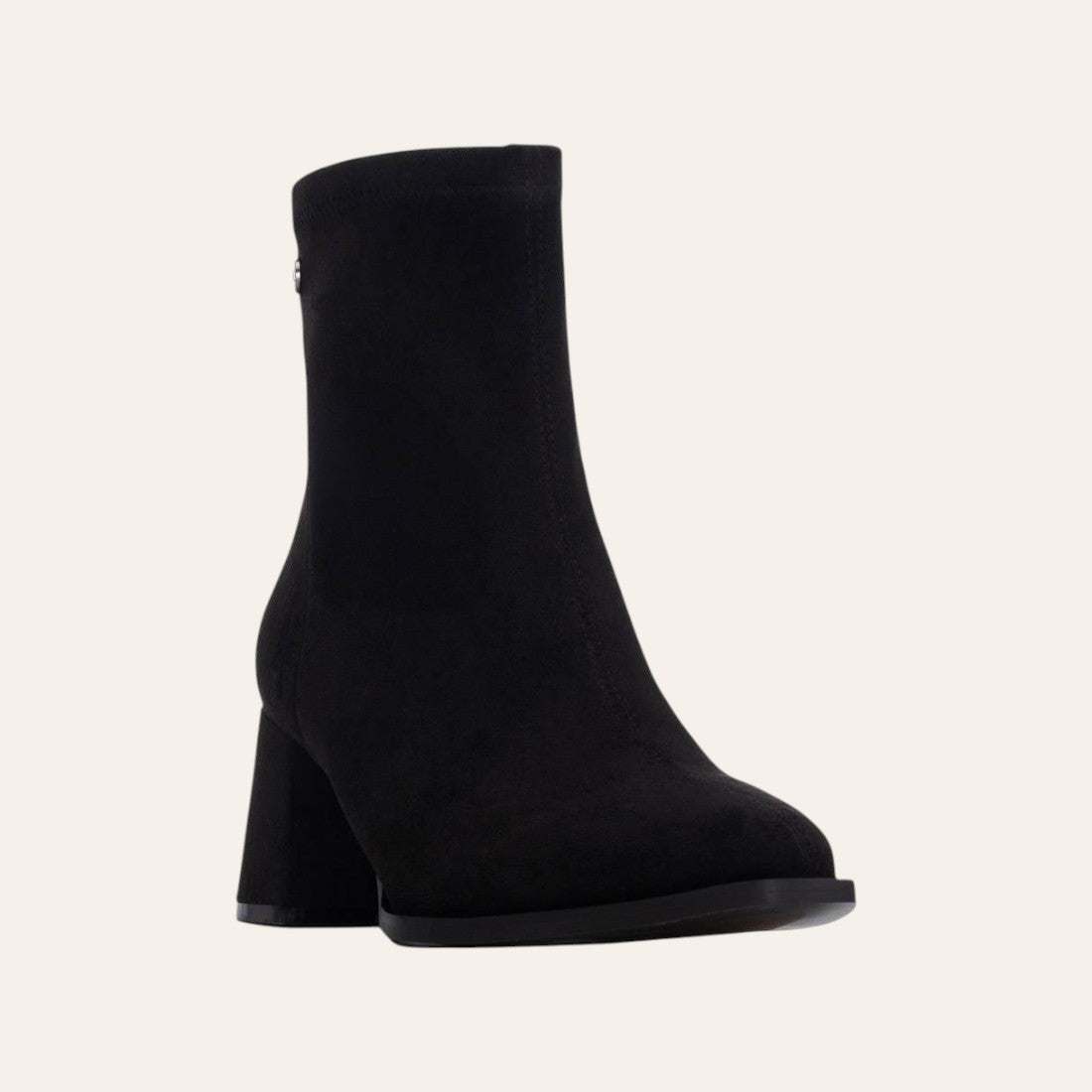 So and Ro - shoes and more - Mariejose elegant zwart enkellaarsje van microsuède met een stabiele blokhak
