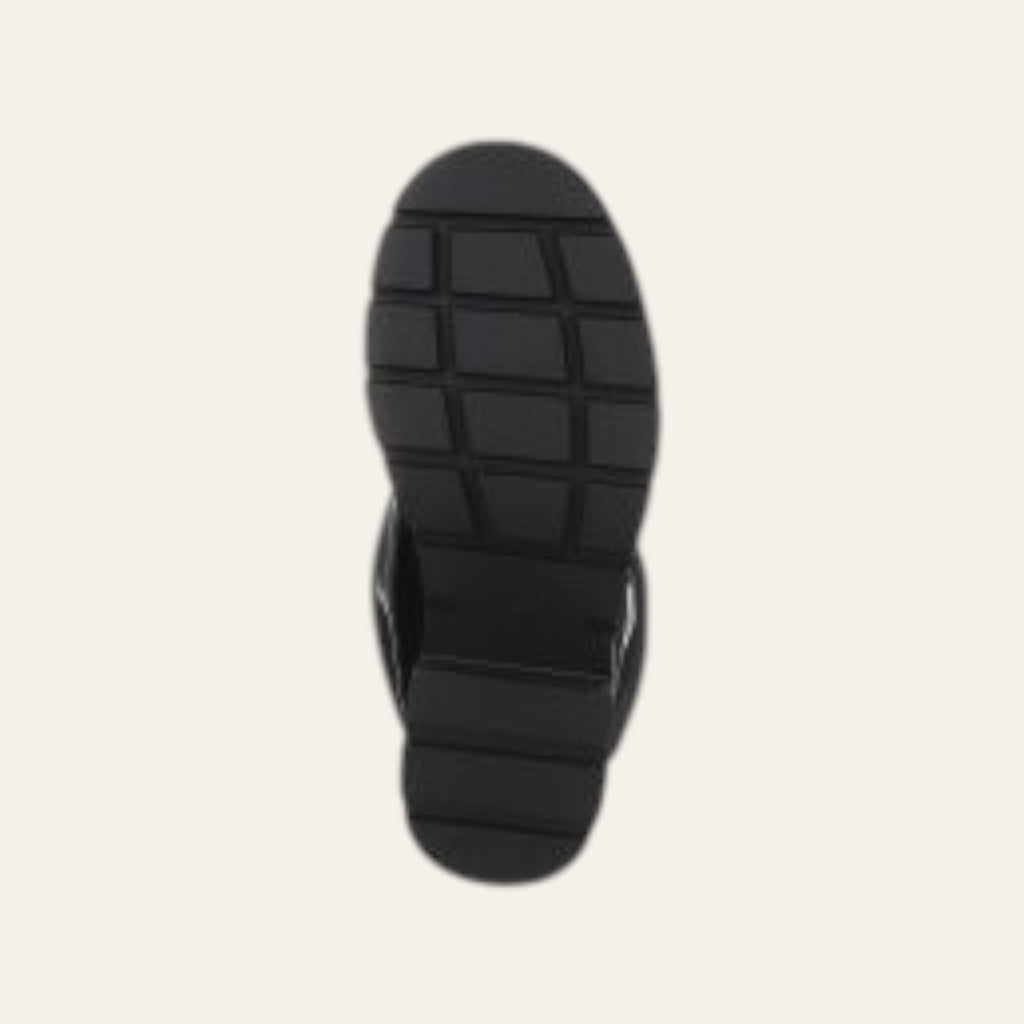 So and Ro - shoes and more - Catarina zwarte biker boot met chunky profielzool van onderen bekeken