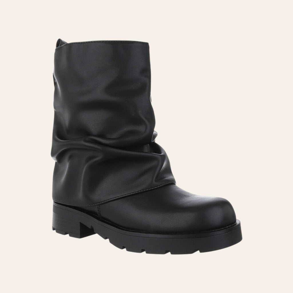 So and Ro - shoes and more - Catarina zwarte biker boot met chunky profielzool en soepele lederlook omslag