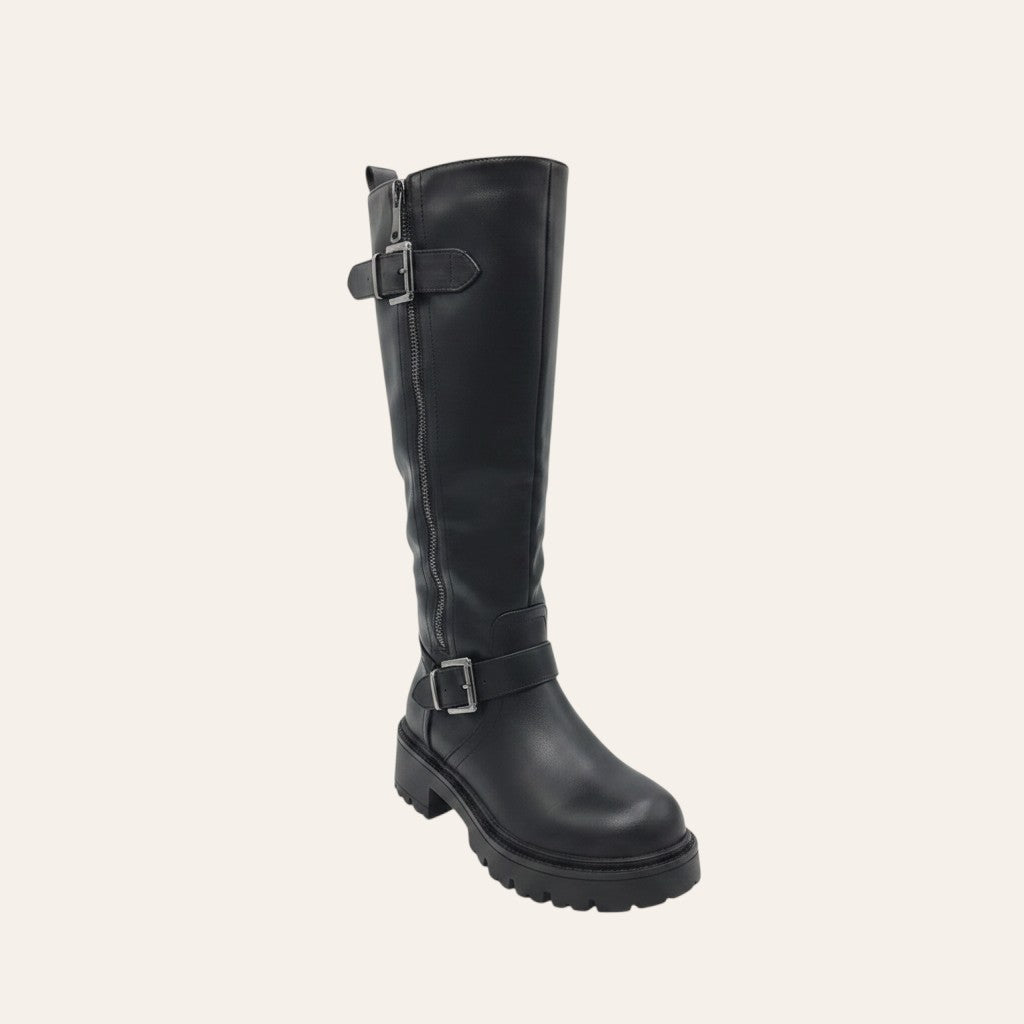 So and Ro - shoes and more - Tirza hoge zwarte bikerlaars in lederlook met metalen gespen en grove profielzool