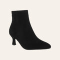So and Ro - shoes and more - Caroline zwarte enkellaarsjes van microsuède met spitse neus en elegante kitten heel