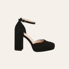 So and Ro - shoes and more - zwarte Mia plateaupump van microsuède met hoge blokhak en verstelbaar enkelbandje